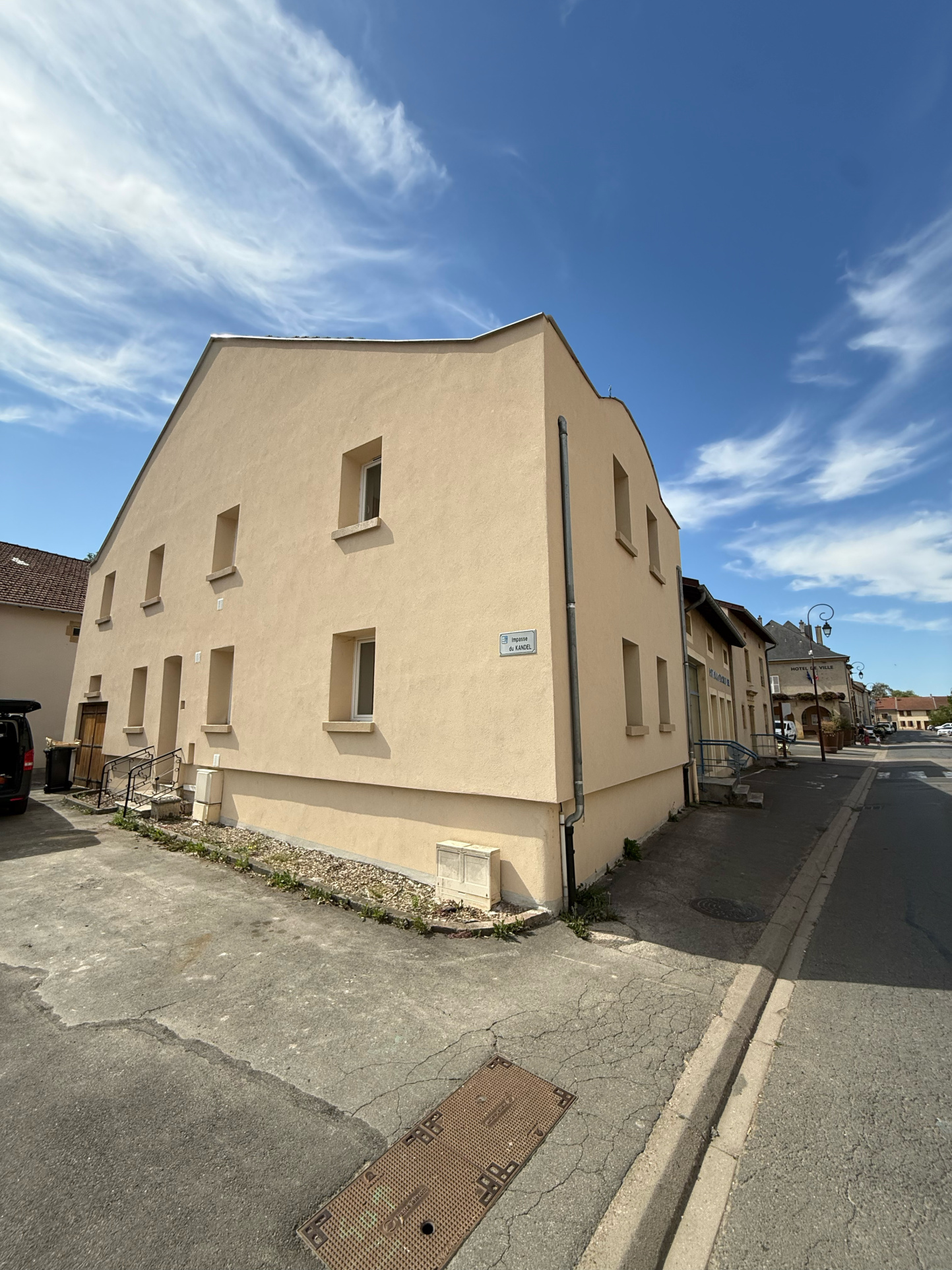 MANOM - APPARTEMENT EN DUPLEX DE 110 M2 + GARAGE