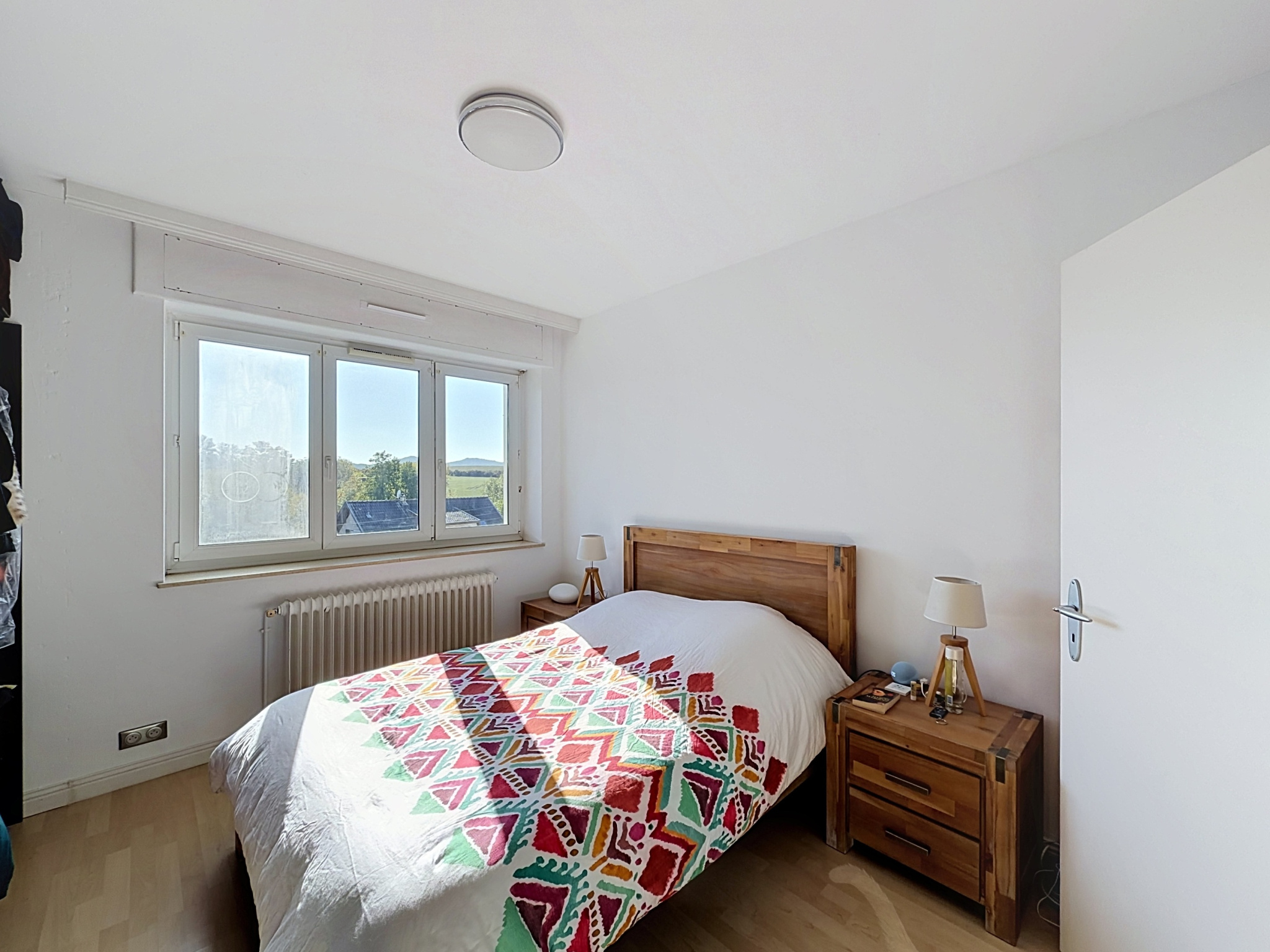 Appartement 83,33 m2 - F4 - 2 chambres - garage - cave - 10 minutes àpied de la gare